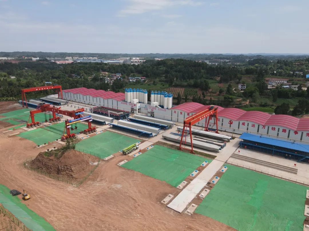 1685411295422145.jpg 640.jpg