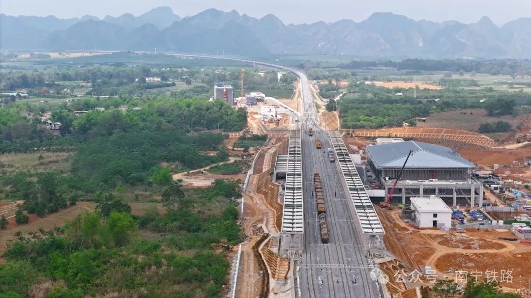 1747617815369389.jpg 640 (1).jpg